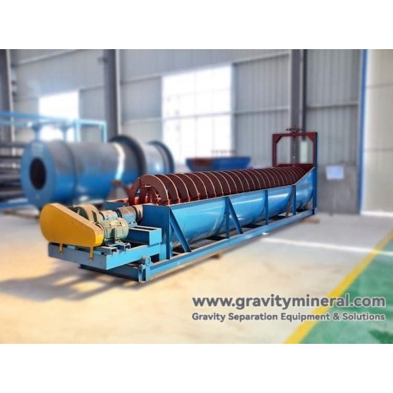 Classificatore a spirale di tipo a immersione